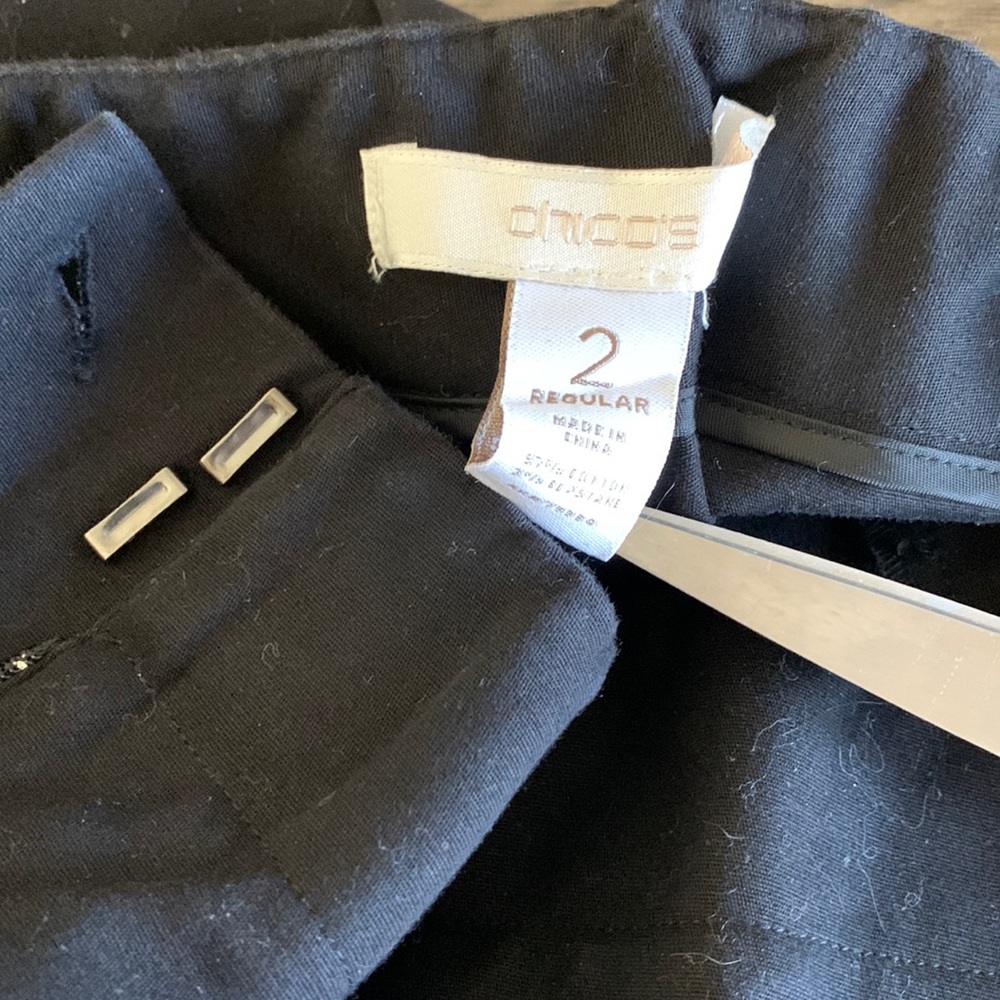 Chico’s Size 2 Black Zip Front Pant